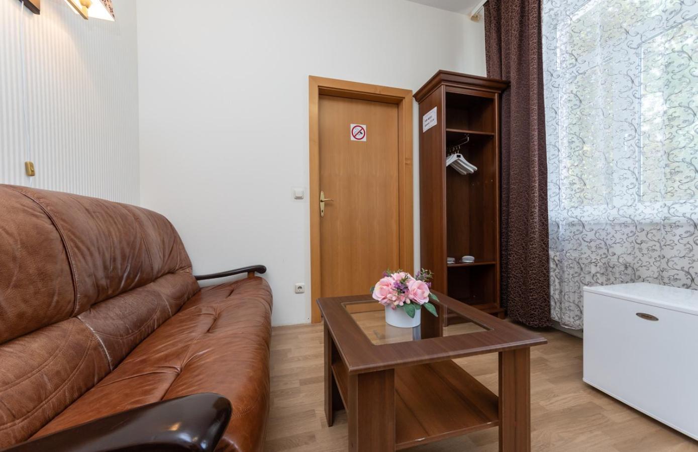 Mini-Hotel Guest Residence 基輔 外观 照片